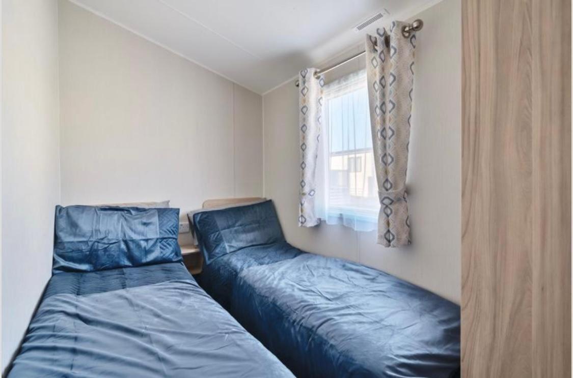 Emma'S Retreat 3-Bedroom Caravan Sleeps 6 At Durdle Door Nr Wareham Dorset Exteriör bild